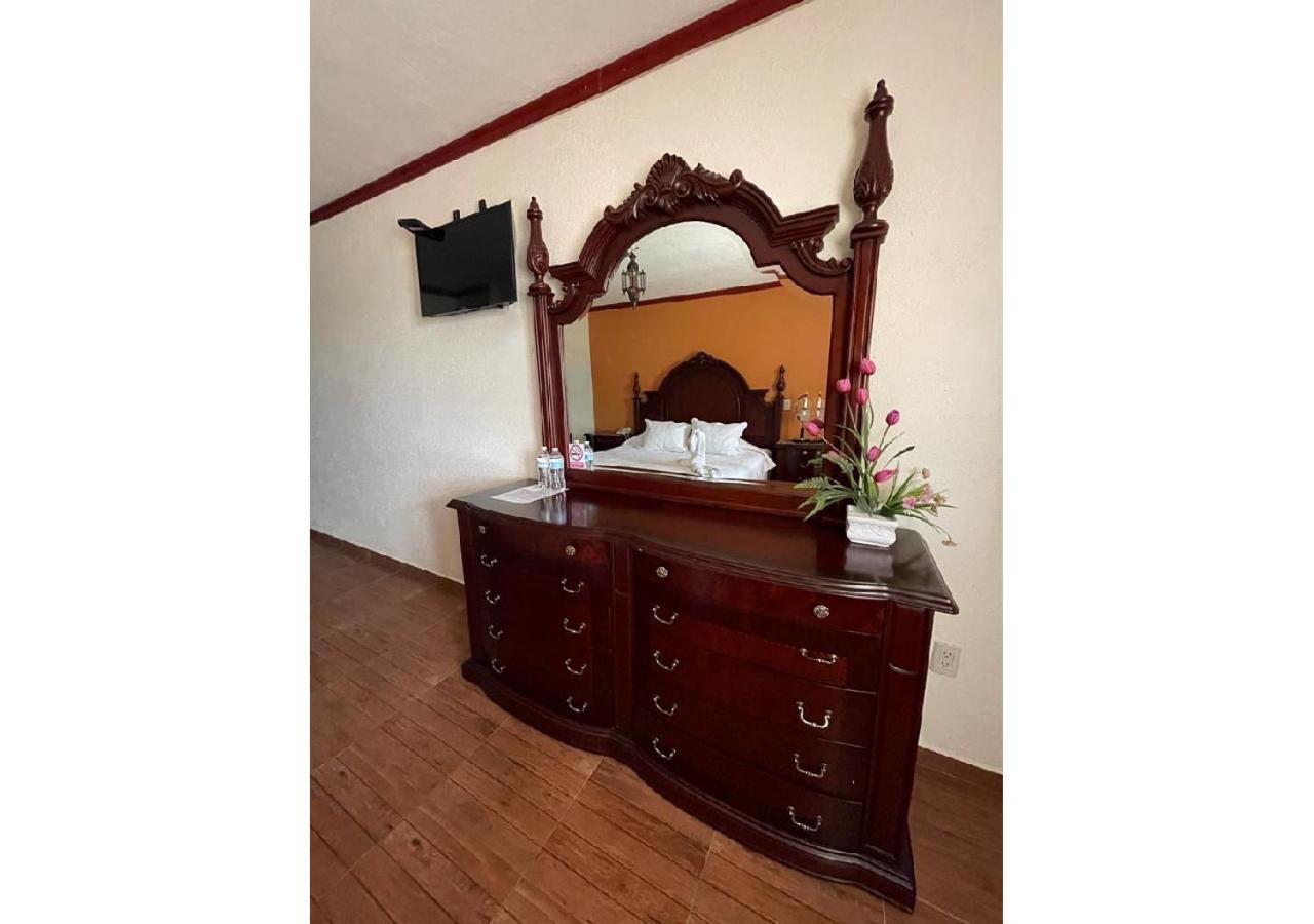 Hotel Hacienda Real แบร์นัล ภายนอก รูปภาพ