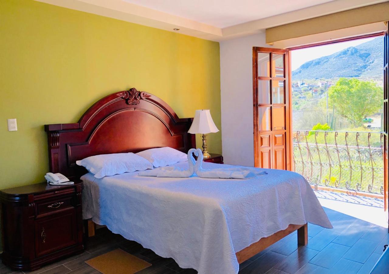 Hotel Hacienda Real แบร์นัล ภายนอก รูปภาพ